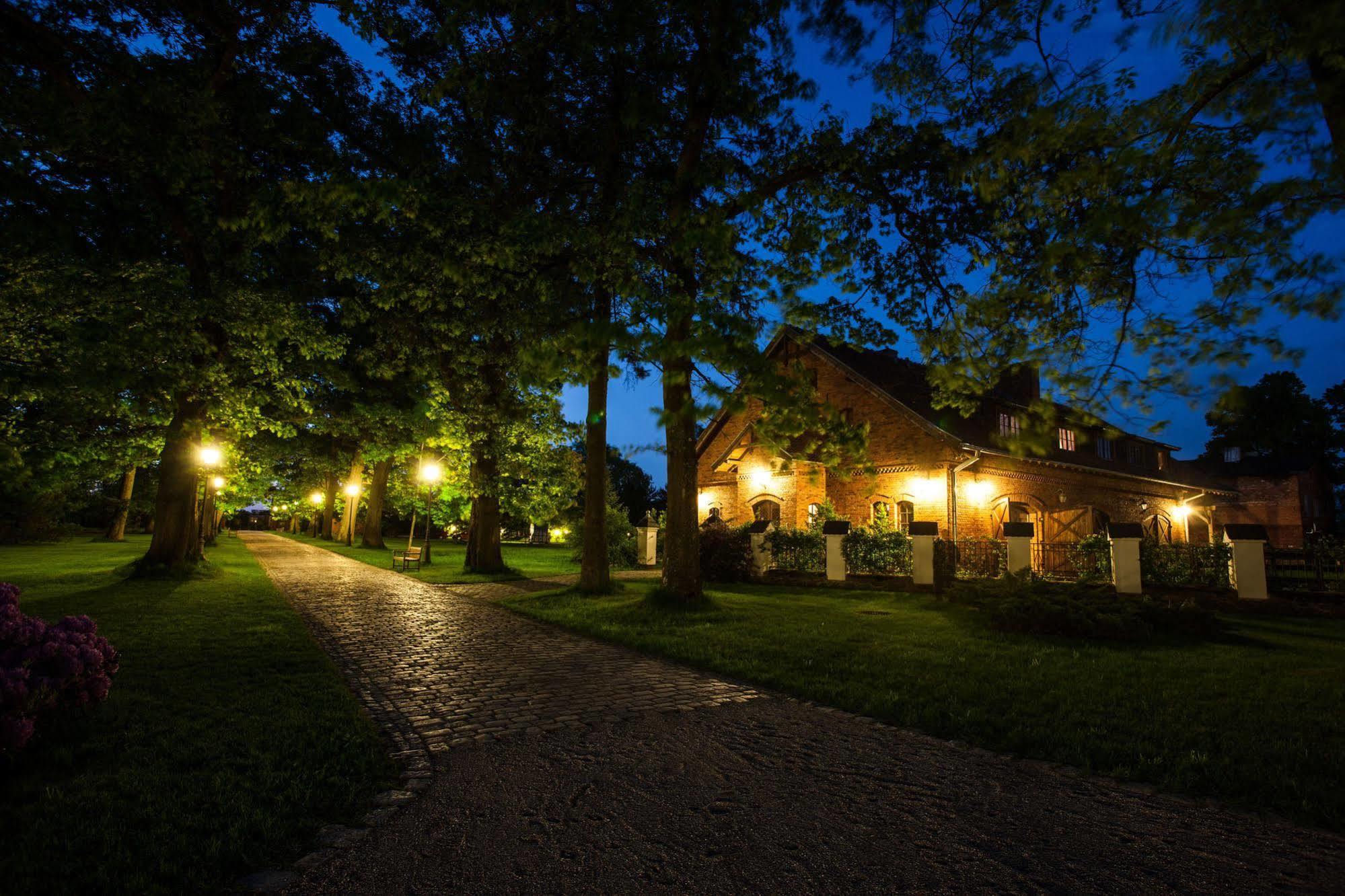 Palac Ciekocinko Hotel Resort & Wellness מראה חיצוני תמונה